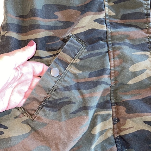 American Eagle Camouflage Jacket Embroidered Love Type AE-177 Size Small - Picture 6 of 13